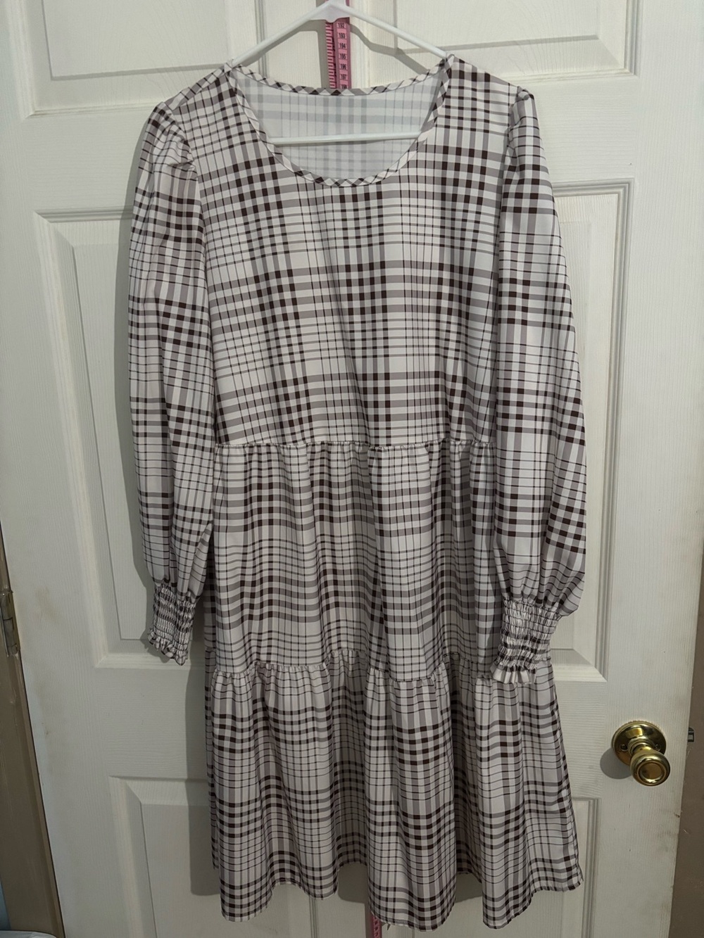 Plaid Long Sleeve Tiered Dress - White & Brown
